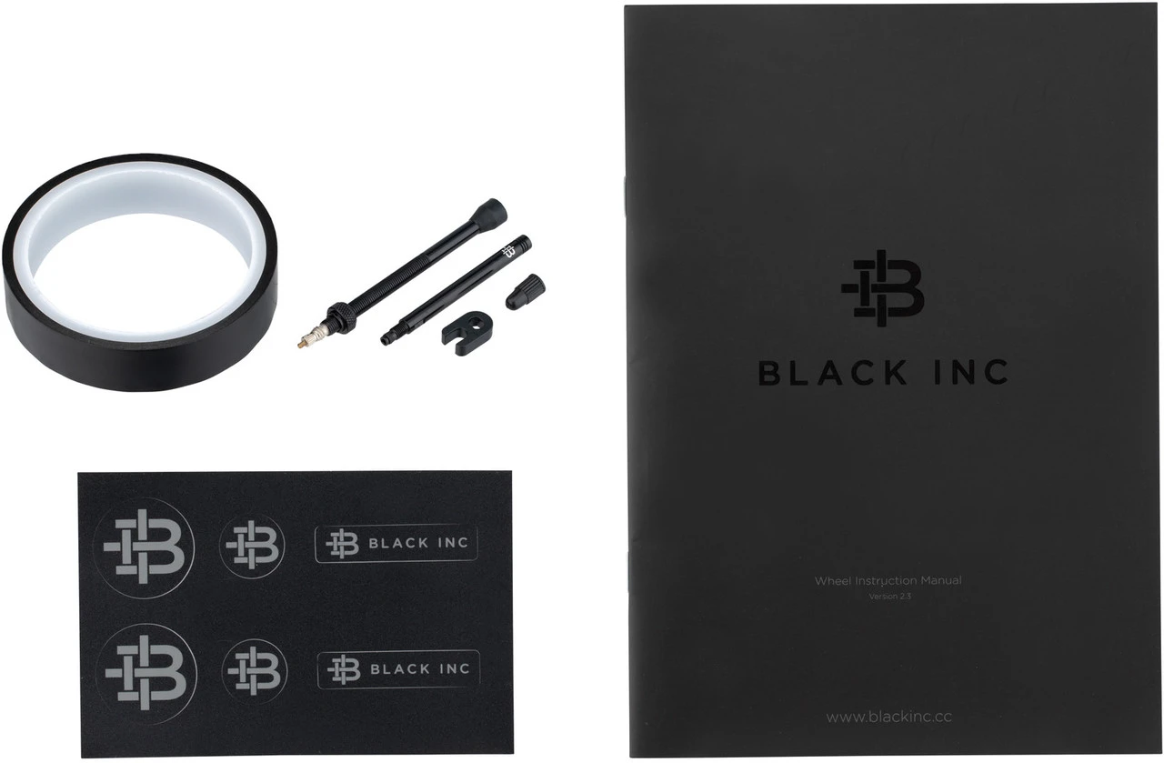 Three Disc Center Lock Carbon 28" Laufrad 12 Three Disc Center Lock Carbon 28" Laufrad – Bild 10