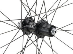 Urban Shutter Precision / XT V-Brake DT Swiss 535 28" Laufradsatz -Shimano Verkäufe 396820