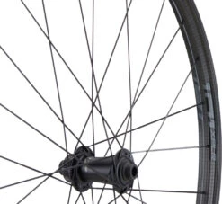 ZIPP 101 XPLR Carbon Tubeless Disc Center Lock Laufradsatz -Shimano Verkäufe 421488