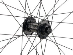 Tune Race 30K4 Endurance Boost Disc Center Lock 29" Laufradsatz -Shimano Verkäufe 429990